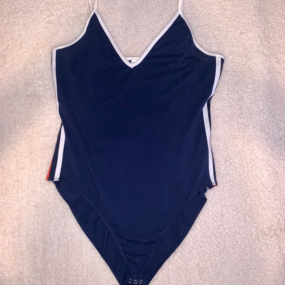 NWOT PINK VICTORIA SECRET BODYSUIT ✨